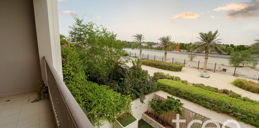 Ridamaja asukohaga Town Square, Dubai, AÜE: 3 magamistoaga, 196.77 m² Nr 733318