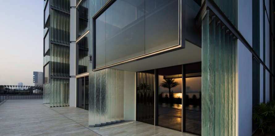 Penthouse in Palm Jumeirah, Dubai, UAE 4 bedrooms, 445 sq.m. № 648594