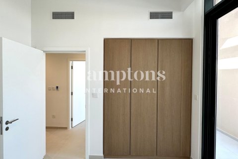 Huvila Dubai South (Dubai World Central), Arabiemiraatit 4 makuuhuonetta, 372.88012595 m2 № 651071 - kuva 27