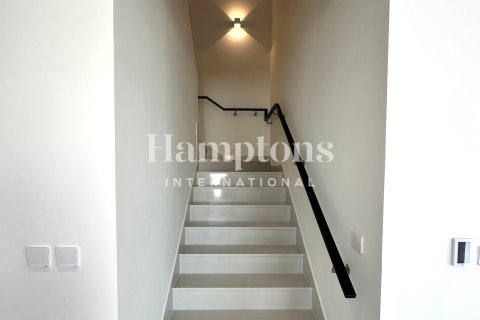 Huvila Dubai South (Dubai World Central), Arabiemiraatit 4 makuuhuonetta, 372.88012595 m2 № 651071 - kuva 18