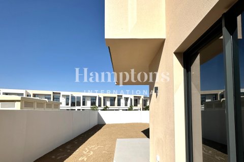 Huvila Dubai South (Dubai World Central), Arabiemiraatit 4 makuuhuonetta, 372.88012595 m2 № 651071 - kuva 16