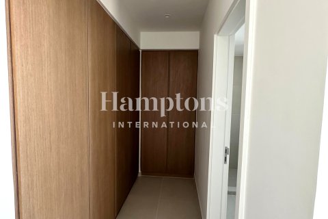 Huvila Dubai South (Dubai World Central), Arabiemiraatit 4 makuuhuonetta, 372.88012595 m2 № 651071 - kuva 25