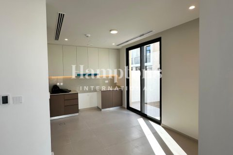 Huvila Dubai South (Dubai World Central), Arabiemiraatit 4 makuuhuonetta, 372.88012595 m2 № 651071 - kuva 17