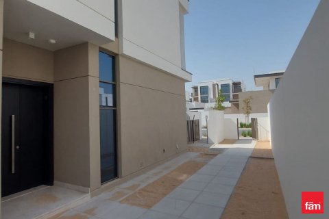 Villa sa Al Furjan, Dubai, UAE 4 silid-tulugan, 341.7 sq.m. № 635863 - larawan 7