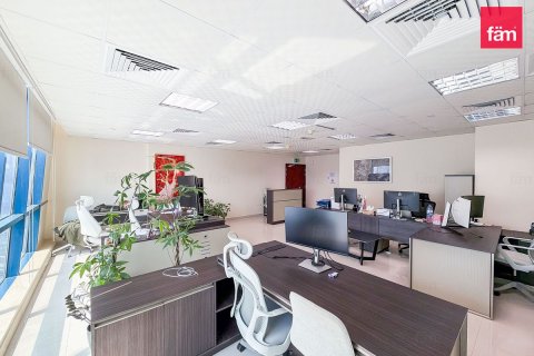 Biuro do wynajęcia w Dubai, ZEA 65 mkw., nr 751206 - zdjęcie 2
