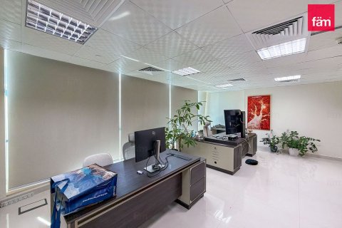 Biuro do wynajęcia w Dubai, ZEA 65 mkw., nr 751206 - zdjęcie 9