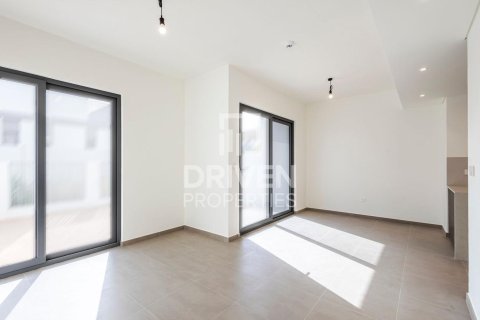 Townhouse til salg i Tilal Al Ghaf, Dubai, UAE 3 soveværelser, 140.38 kvm № 742401 - foto 3