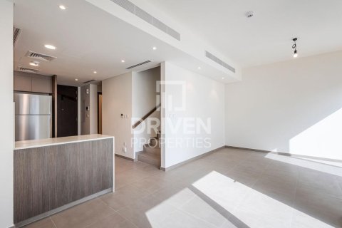 Townhouse til salg i Tilal Al Ghaf, Dubai, UAE 3 soveværelser, 140.38 kvm № 742401 - foto 7