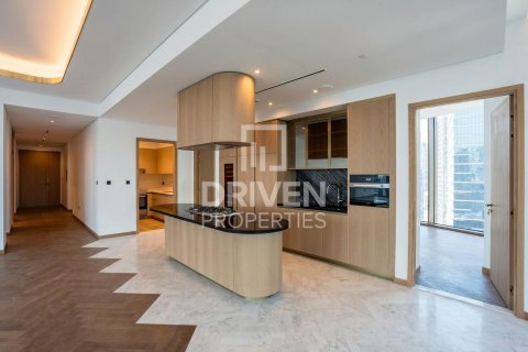 Lägenhet till försäljning i Business Bay, Dubai, UAE 4 sovrum, 402.55 kvm Nr. 742404 - fotografi 6
