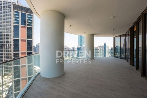 Lägenhet till försäljning i Business Bay, Dubai, UAE 4 sovrum, 402.55 kvm Nr. 742404 - fotografi 4