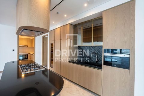 Lägenhet till försäljning i Business Bay, Dubai, UAE 4 sovrum, 402.55 kvm Nr. 742404 - fotografi 13