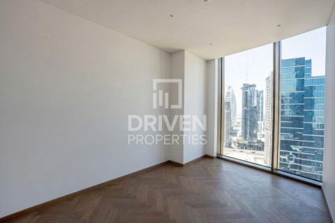 Lägenhet till försäljning i Business Bay, Dubai, UAE 4 sovrum, 402.55 kvm Nr. 742404 - fotografi 17