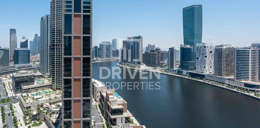 Lägenhet i Business Bay, Dubai, UAE 4 sovrum, 402.55 kvm Nr. 742404