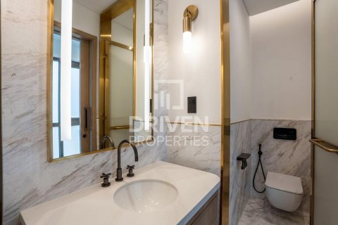 Lägenhet till försäljning i Business Bay, Dubai, UAE 4 sovrum, 402.55 kvm Nr. 742404 - fotografi 18