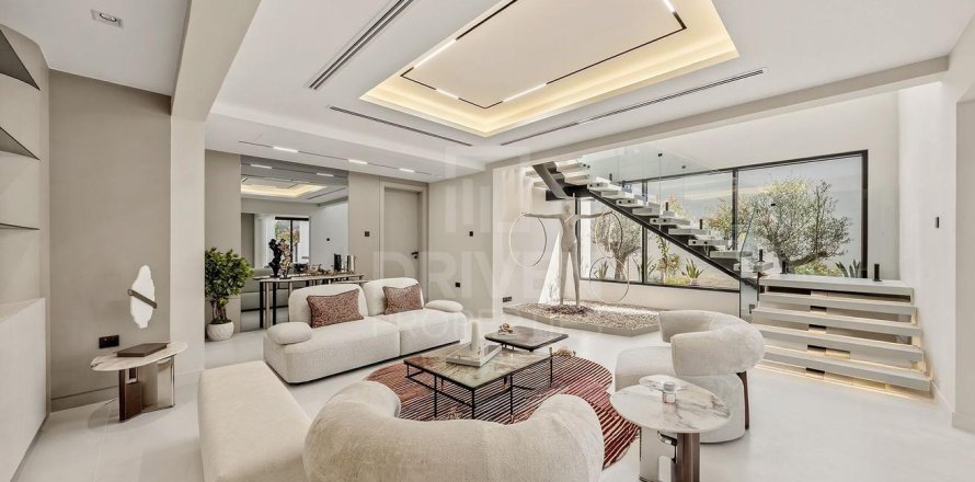Willa w Jumeirah, Dubai, ZEA 6 sypialnie, 544.69 mkw. nr 742402