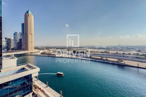 Apartment in Business Bay, Dubai, UAE 3 bedrooms, 175.77 sq.m. № 742403