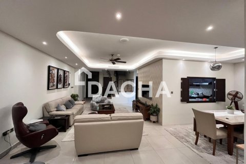 Townhouse in Motor City, Dubai, UAE 3 bedrooms, 240 sq.m. № 713621 - photo 2