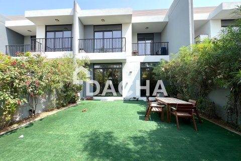 Townhouse in Motor City, Dubai, UAE 3 bedrooms, 240 sq.m. № 713621 - photo 19