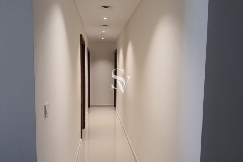 Apartemen di DAMAC Hills (Akoya by DAMAC), Dubai, UEA 2 kamar tidur, 136 m2 nomor 699593 - foto 12