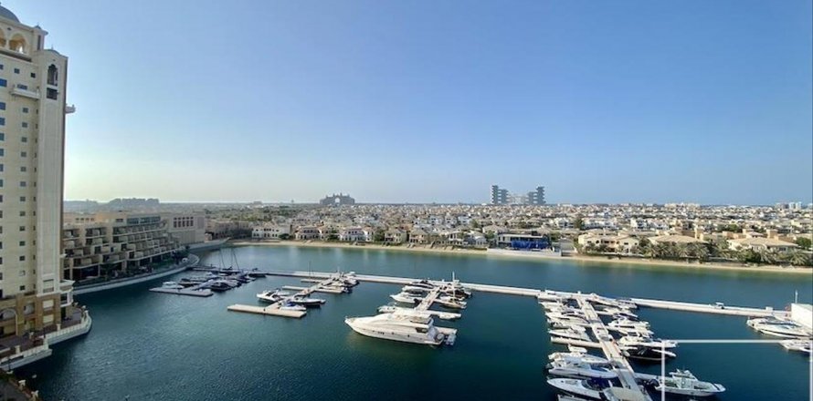 Apartment i Palm Jumeirah, Dubai, UAE 3 soveværelser, 227 kvm № 642047