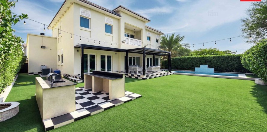 Villa a Al Furjan, Dubai, EAU 4 camere da letto, 600 mq. № 766506