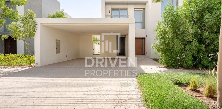 Villa asukohaga Dubai South (Dubai World Central), Dubai, AÜE: 4 magamistoaga, 404 m² Nr 655355