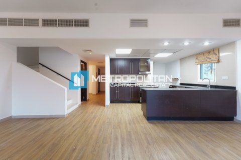Adosado en venta en Al Reef, Abu Dhabi, EAU 4 dormitorios, 180.2 m2 № 652604 - foto 3