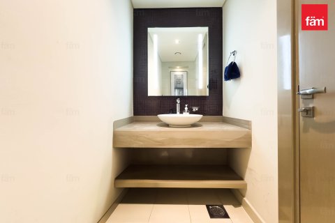 Business Bay, Dubai, UAE의 임대용 아파트 침실 2개, 129.5제곱미터 번호 629531 - 사진 19