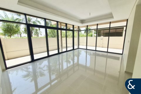 וילה להשכרה ב DAMAC Hills (Akoya by DAMAC), Dubai, איחוד האמירויות  3 חדרי שינה, 253 מ"ר, מספר 685133 - תמונה 3