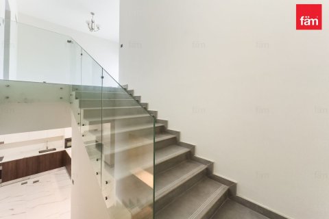 Villa til salgs i Dubai, Emiratene 4 soverom, 191.4 kvm Nr. 678983 - Foto 6