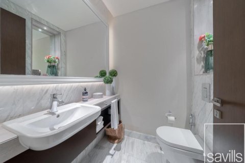 Apartamento para arrendamento em Downtown Dubai (Downtown Burj Dubai), Dubai, EAU 3 quartos, 183.86 m2 № 747717 - foto 7