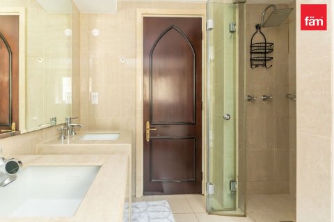Appartement te huur in Old Town, Dubai, VAE 1 slaapkamer, 92.8 vr.m., nr 710823 - foto 16