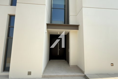 Vilë në Dubai, Emiratet e Bashkuara Arabe 4 dhoma gjumi, 366.2 m2. № 662632 - Foto 14