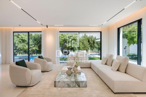 Vila di Jumeirah Golf Estates, Dubai, UAE 5 bilik tidur, 950 meter persegi № 652957 - foto 5