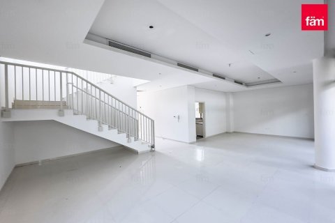 Vilë në Dubai, Emiratet e Bashkuara Arabe 5 dhoma gjumi, 442.3 m2. № 638195 - Foto 14