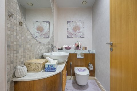 Byt v Dubai Marina, SAE 2 ložnice, 123.1 m² Č.: 630839 - fotografie 13