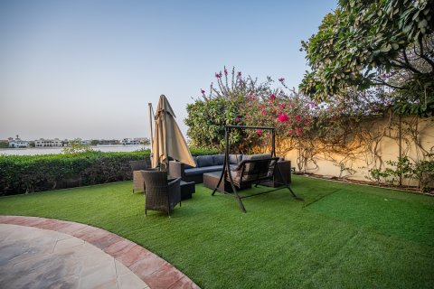 ویلا برای اجاره در Palm Jumeirah، Dubai، امارات متحده عربی 5 خوابه ، 1244.62 متر مربع ، شماره 750943 - تصویر 4
