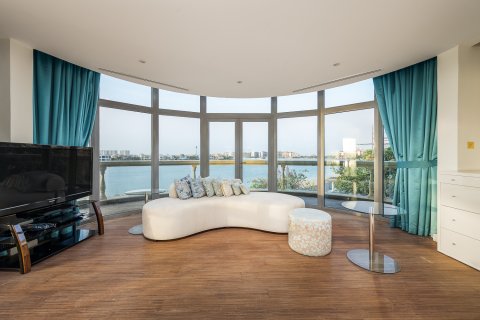 ویلا برای اجاره در Palm Jumeirah، Dubai، امارات متحده عربی 5 خوابه ، 1244.62 متر مربع ، شماره 750943 - تصویر 27