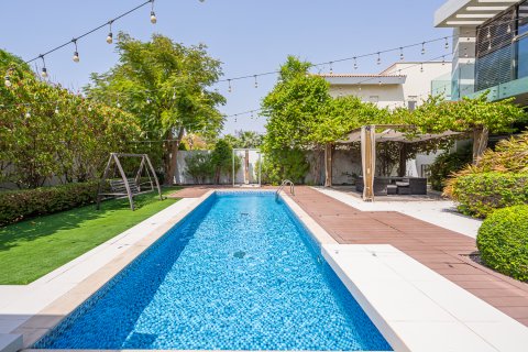 Üürile anda villa asukohaga Mohammed Bin Rashid City, Dubai, AÜE: 5 magamistoaga, 892.89 m² Nr 750944 - pilt 25
