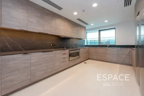 Lakás itt: Palm Jumeirah, Dubai, EAE, 4 hálószoba, 697 m², azonosító: 649955 - fénykép 9