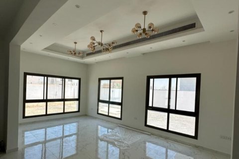 Apartmen di Al Khawaneej, Dubai, UAE 4 bilik tidur, 1115 meter persegi № 712216