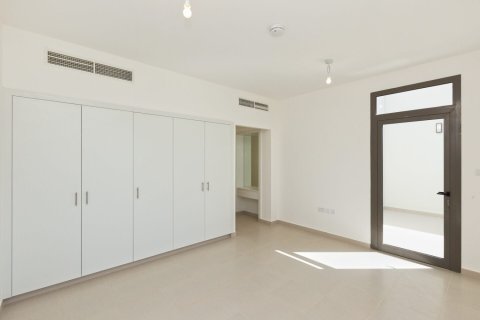 Řadový dům v Town Square, Dubai, SAE 4 ložnice, 272 m² Č.: 712215 - fotografie 21
