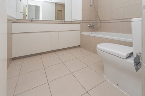 Apartman u Town Square, Dubai, UAE 3 spavaćih soba, 131 m2 Br. 712214 - fotografija 14