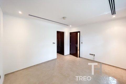 Jumeirah Park, Dubai, UAE의 임대용 빌라 침실 4개, 402.73제곱미터 번호 733995 - 사진 9