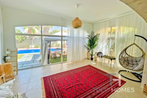 Jumeirah Park, Dubai, UAE의 임대용 빌라 침실 4개, 402.73제곱미터 번호 733995 - 사진 7