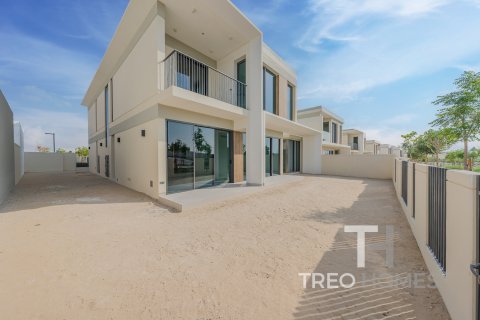 Vilë në Tilal Al Ghaf, Dubai, Emiratet e Bashkuara Arabe 4 dhoma gjumi, 374.49 m2. № 733999 - Foto 4