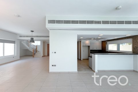 Villa til leie i Jumeirah Park, Dubai, Emiratene 4 soverom, 386.2 kvm Nr. 734001 - Foto 8