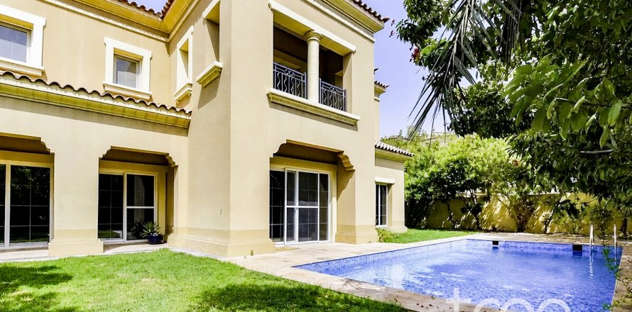 Villa in Arabian Ranches, Dubai, VAE 5 slaapkamers, 450.02 vr.m. nr 733997