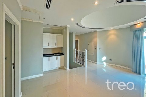 Villa para arrendamento em Jumeirah Park, Dubai, EAU 5 quartos, 435.62 m2 № 733996 - foto 15