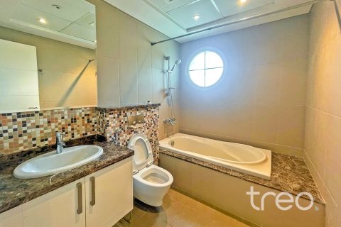 Villa para arrendamento em Jumeirah Park, Dubai, EAU 5 quartos, 435.62 m2 № 733996 - foto 14